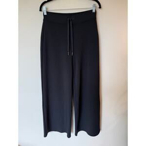 Spanx AirEssentials Wide Leg Pants Womens Medium Black Relaxed Fit Drawstring